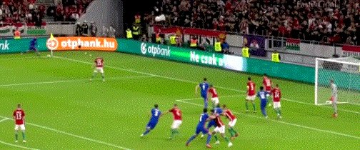 1630615216397012991.gif 5561.gif