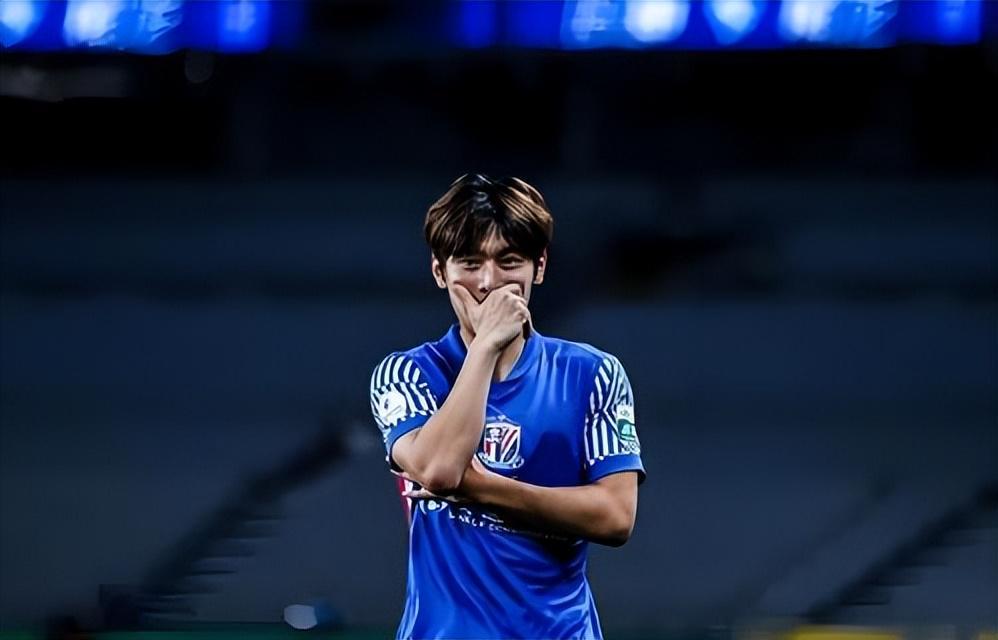 dg真人游戏-19岁的他前段时间刚进U23国足，如今就成申花黑马，已登场亮相